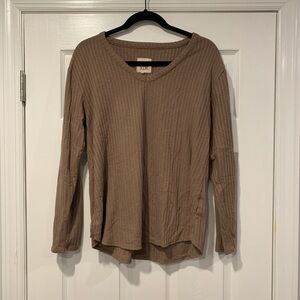 CHASER V-neck Long Sleeve Waffle T-shirt